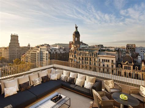 𝗧𝗛𝗘 𝟭𝟬 𝗕𝗘𝗦𝗧 Hotels in Barcelona of 2024 .